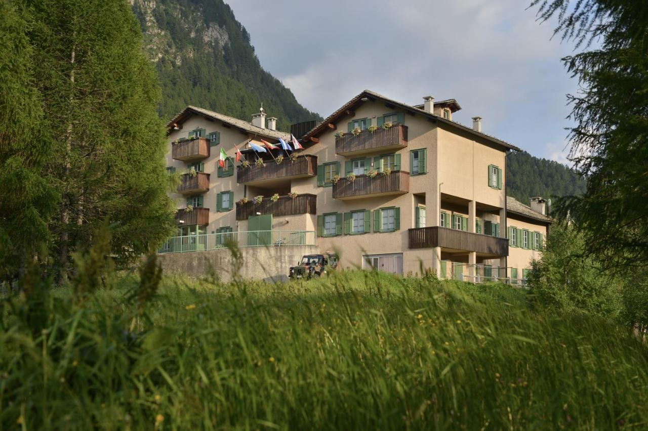 Hotel Casa Alpina San Luigi Campodolcino Exteriér fotografie