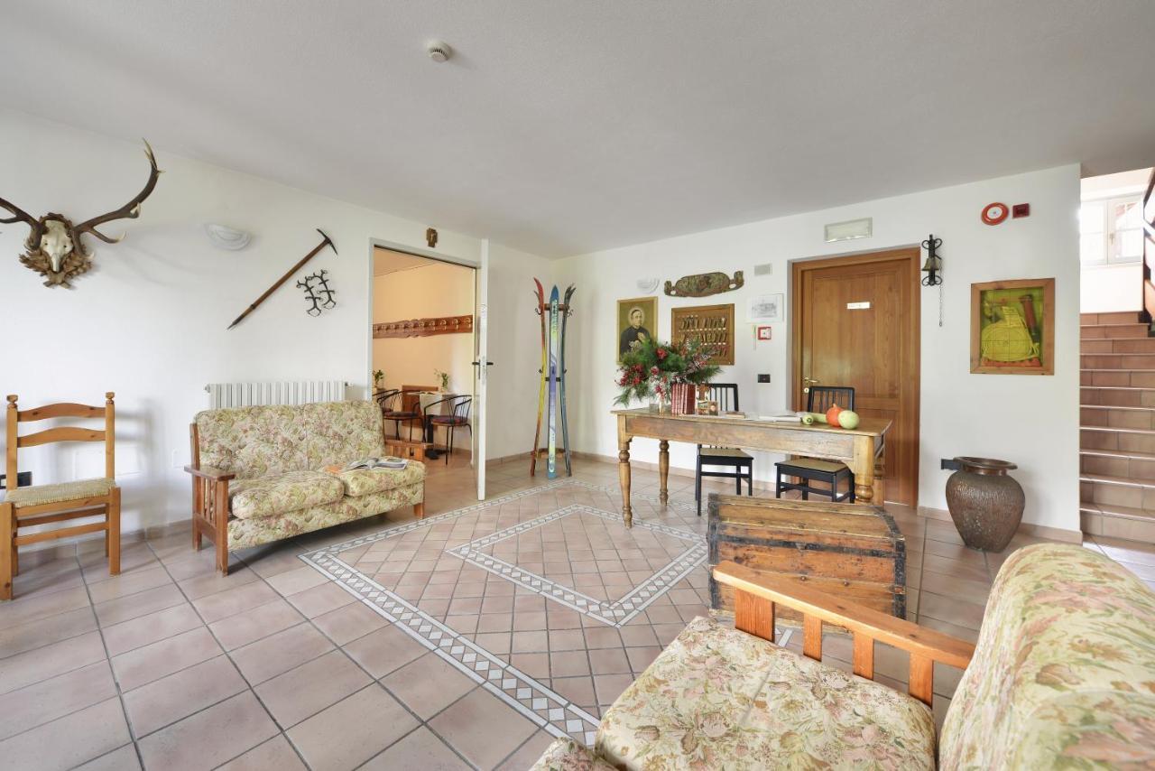Albergo Casa Alpina San Luigi Campodolcino Exteriér fotografie